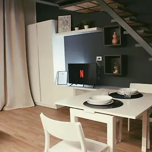 Yr - Studi Milano